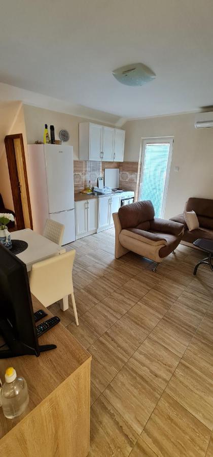 Apartman Nina2 ريسان المظهر الخارجي الصورة